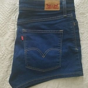 Levi high rise short